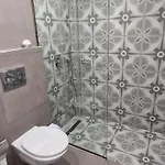 Lovely Duplex With Patio, 100m From The Beach! 아파트 Vlorë