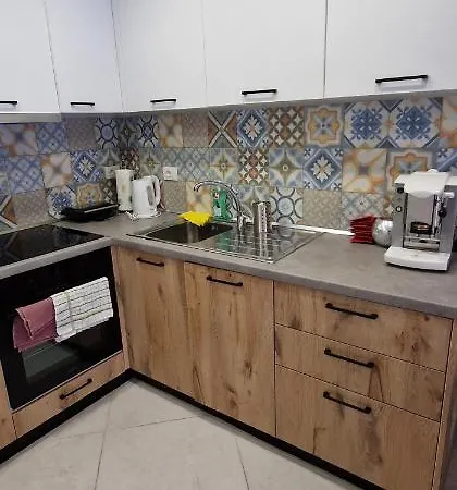 דירה Lovely Duplex With Patio, 100m From The Beach! Vlorë