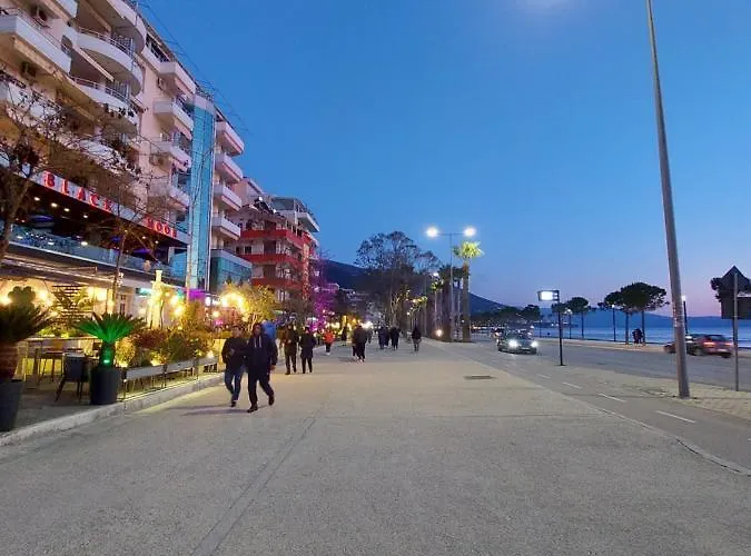 Lovely Duplex With Patio, 100m From The Beach! *