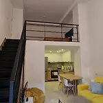 Lovely Duplex With Patio, 100m From The Beach! Vlorë