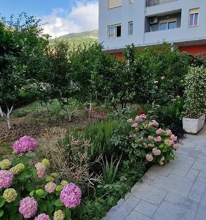 Lovely Duplex With Patio, 100m From The Beach! *