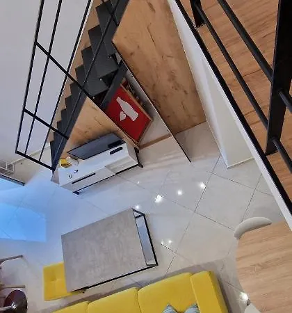 Lovely Duplex With Patio, 100m From The Beach!