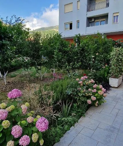 Lovely Duplex With Patio, 100m From The Beach! *