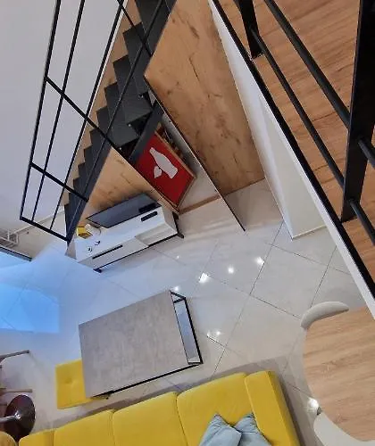 Lovely Duplex With Patio, 100m From The Beach!